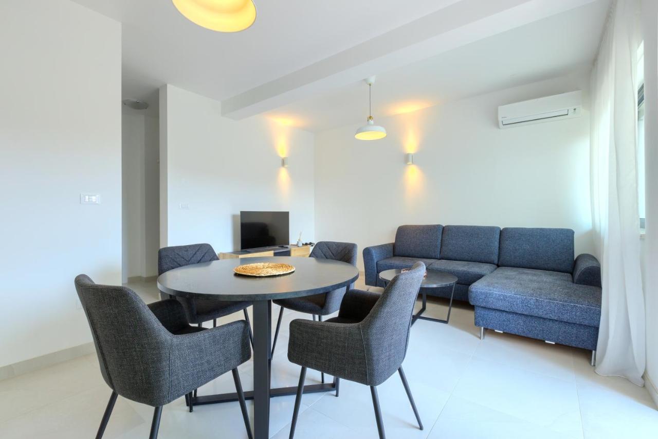 Apartments La Scogliera Rovinj Exterior foto