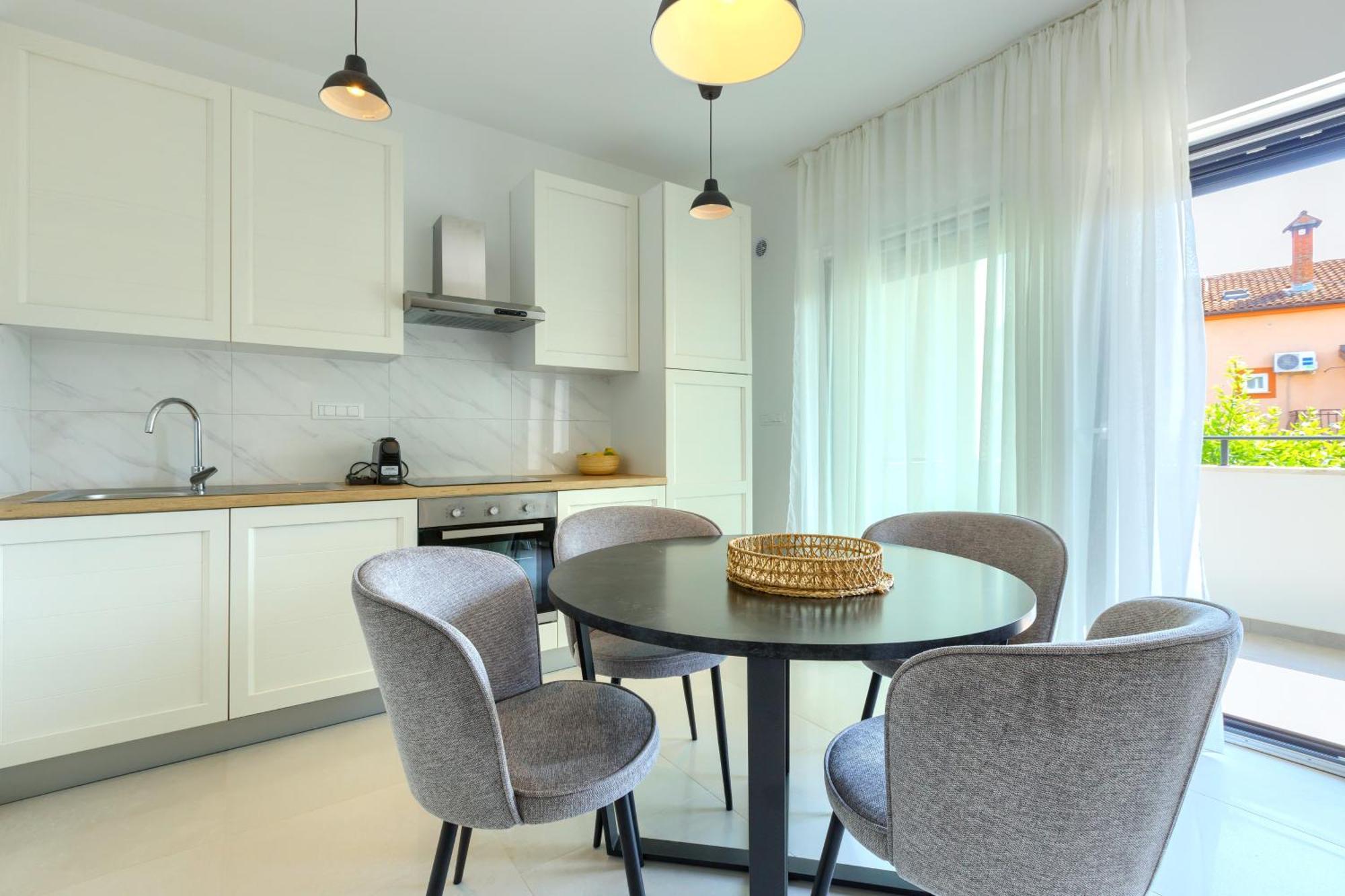 Apartments La Scogliera Rovinj Habitación foto
